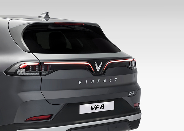 VinFast VF8 Plus exterior view