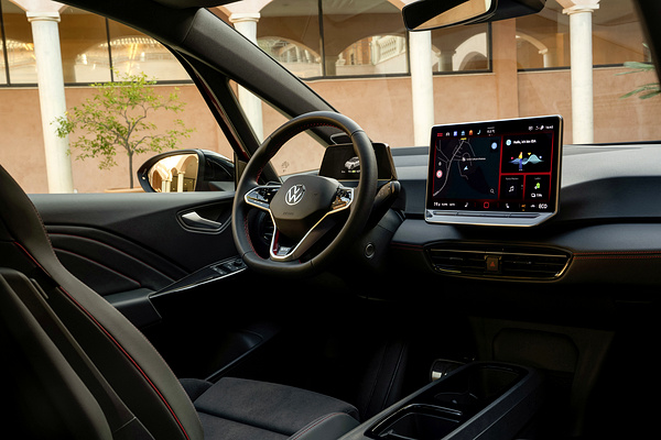 Volkswagen ID.3 GTX screens view