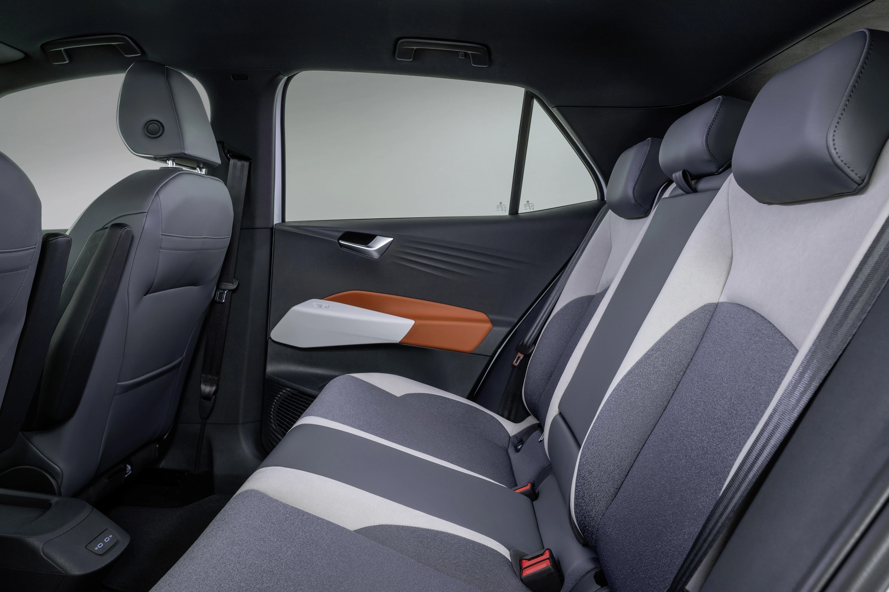 Volkswagen ID.3 Pro S secondrowseats view