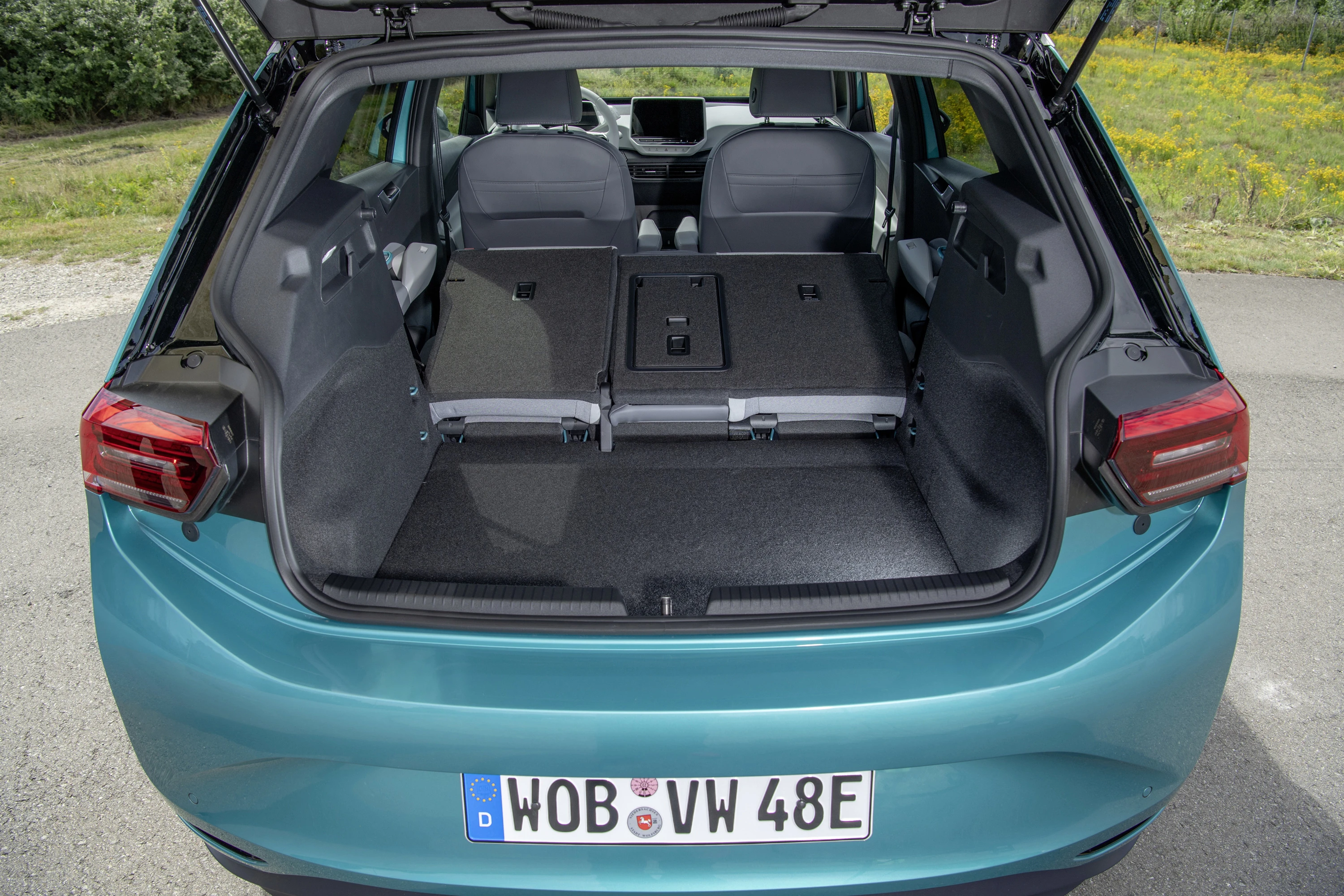Volkswagen ID.3 Pro S (GEN1) trunk view