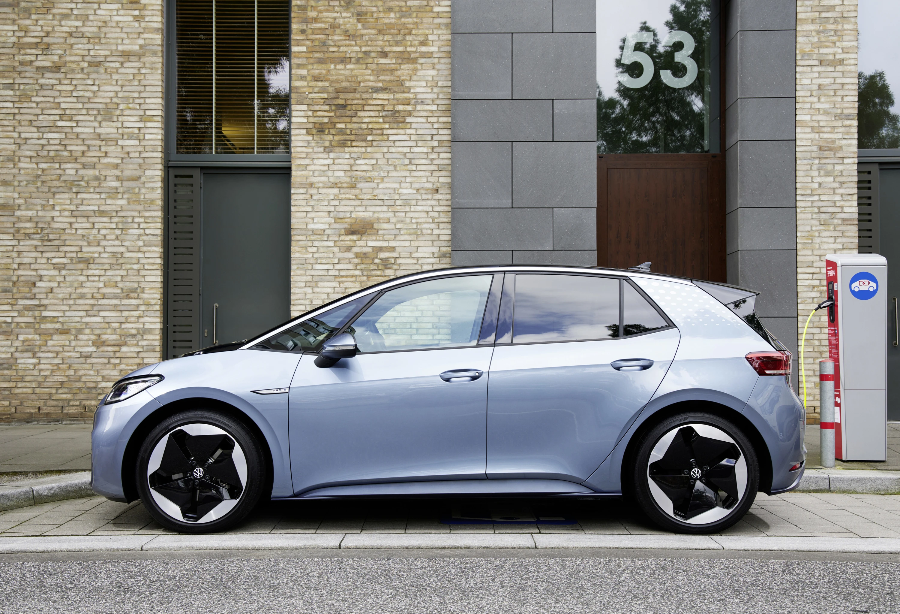 Volkswagen ID.3 Pro S (GEN1) exterior view