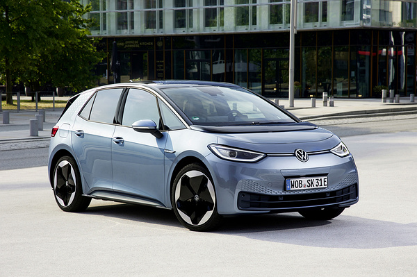 Volkswagen ID.3 Pro S (GEN1) electric hatchback