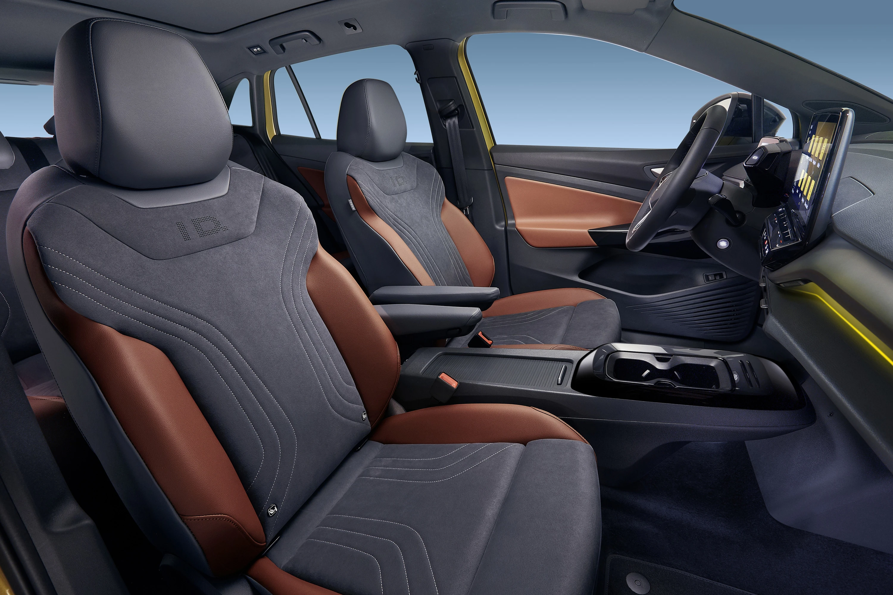 Volkswagen ID.4 Pro 4MOTION frontseats view