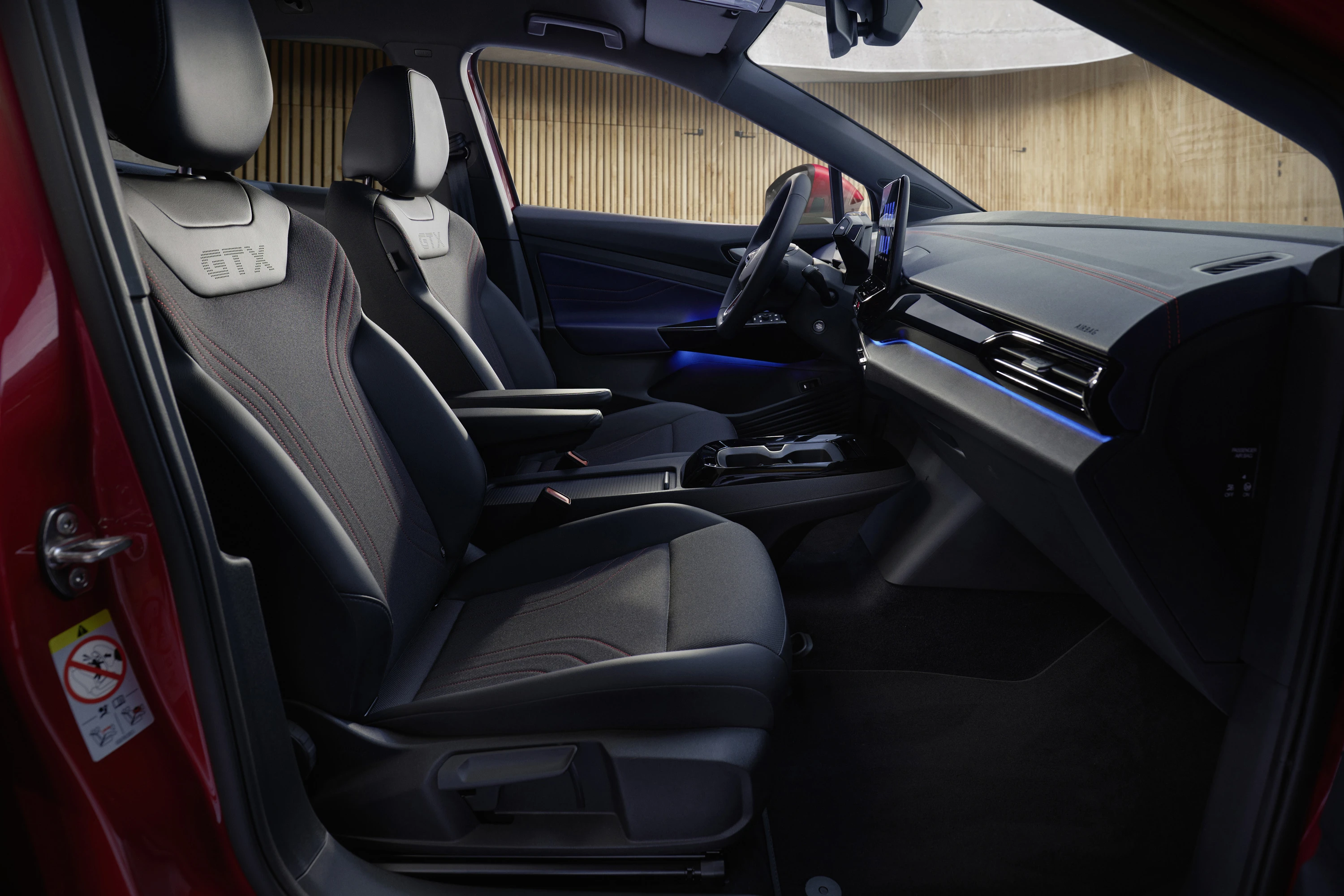 Volkswagen ID.5 GTX 4MOTION frontseats view