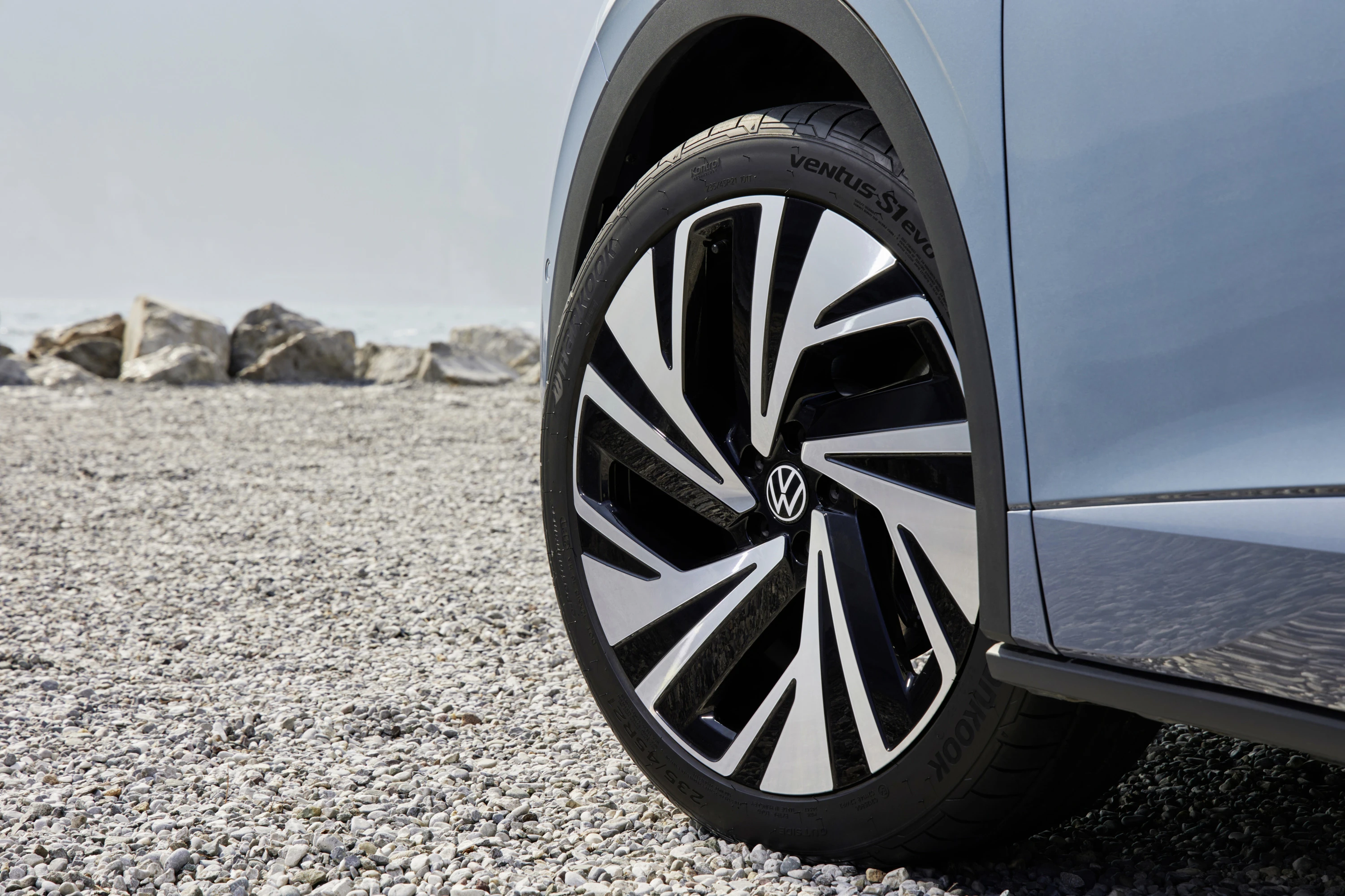 Volkswagen ID.5 Pure wheels view