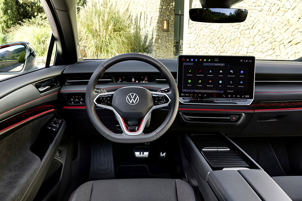 Volkswagen ID.7 GTX Tourer screens view