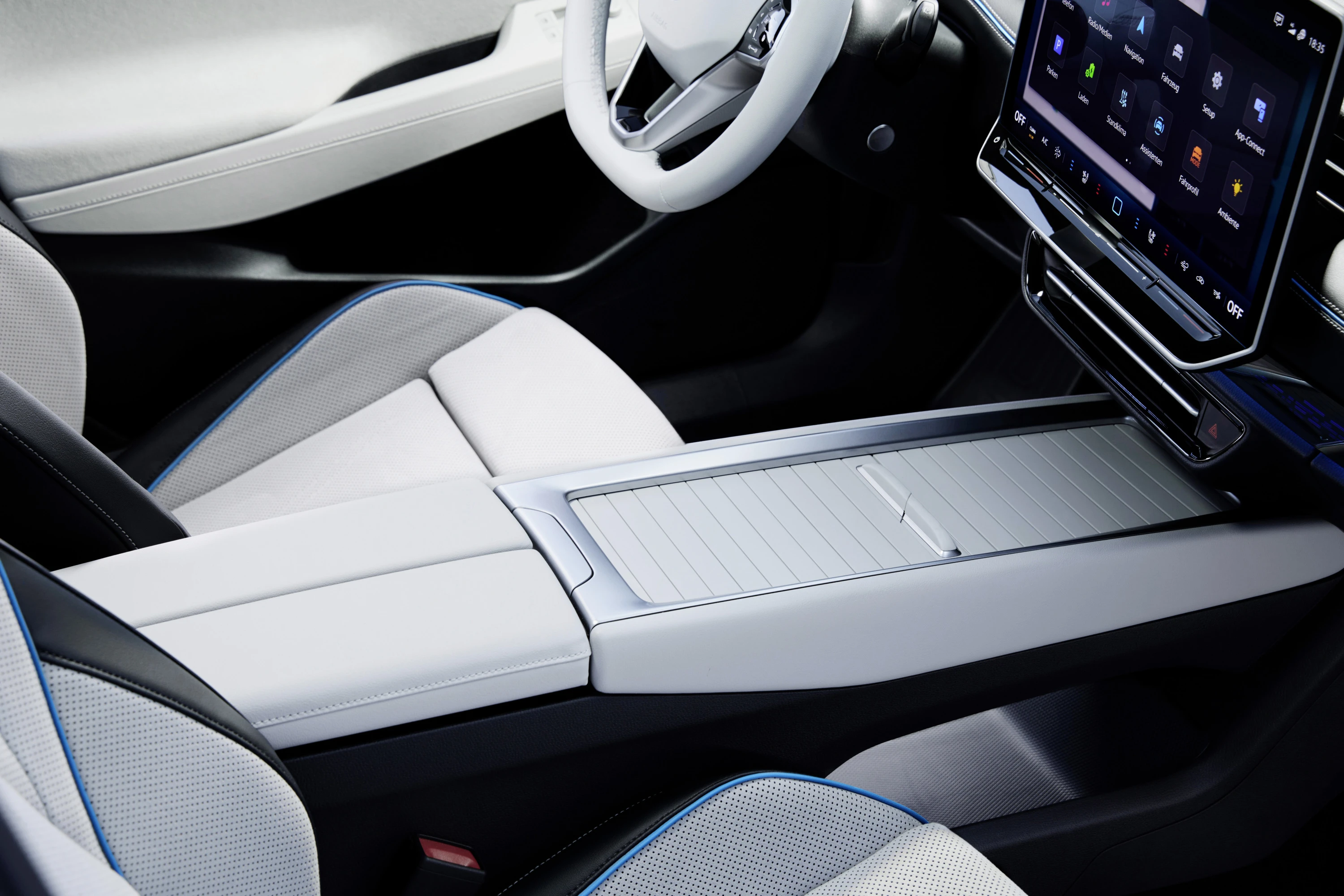 Volkswagen ID.7 Pro interior view