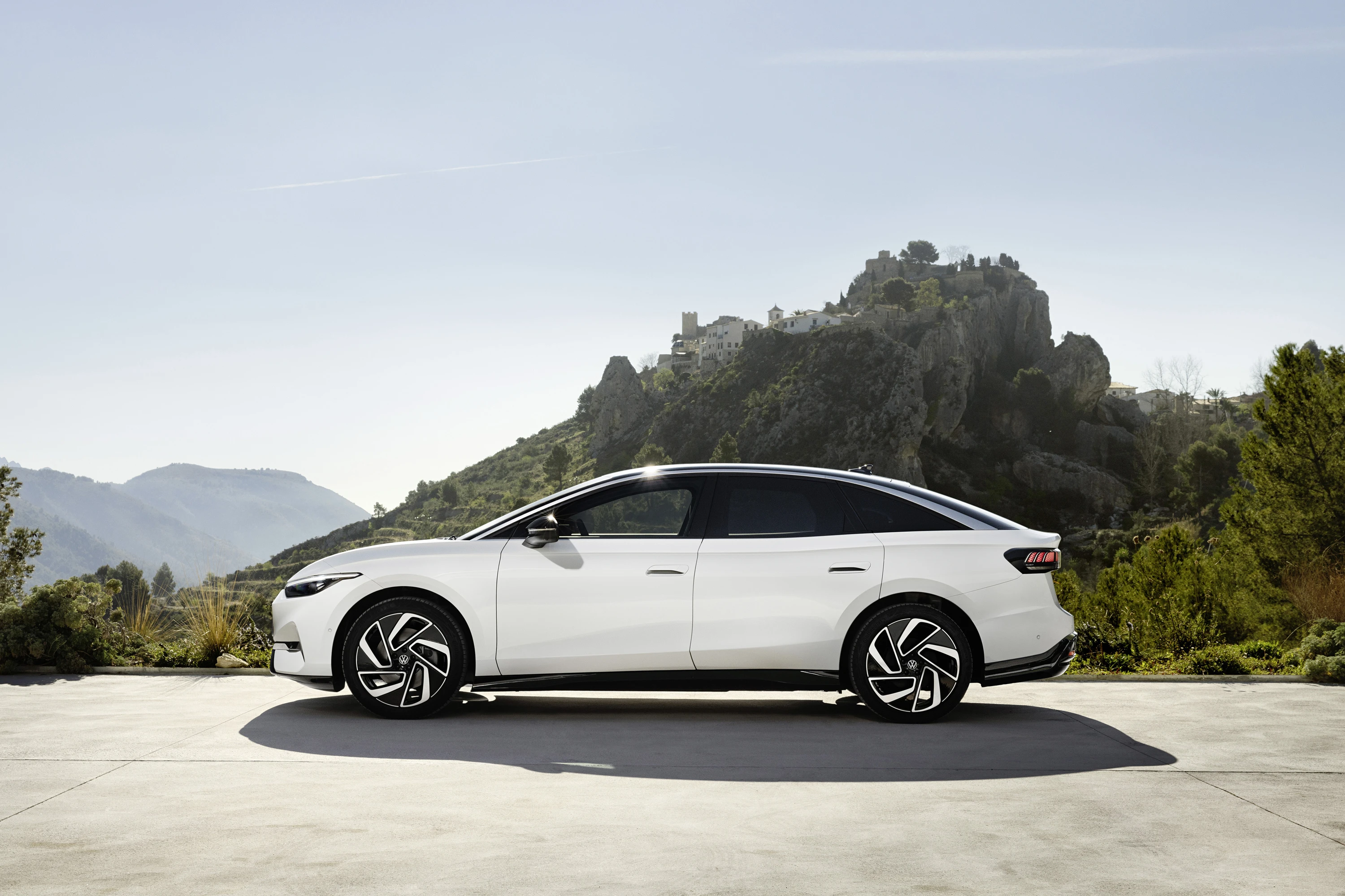 Volkswagen ID.7 Pro S exterior view