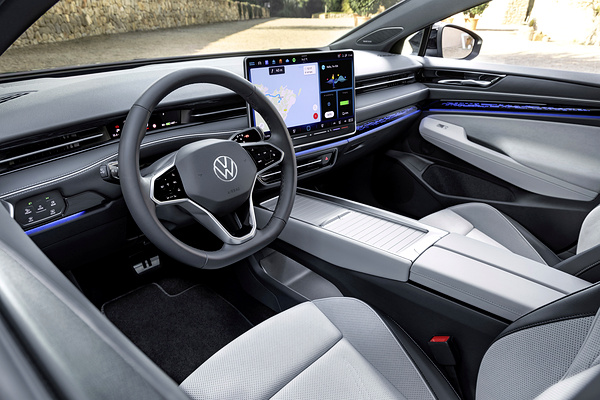 Volkswagen ID.7 Tourer Pro interior view