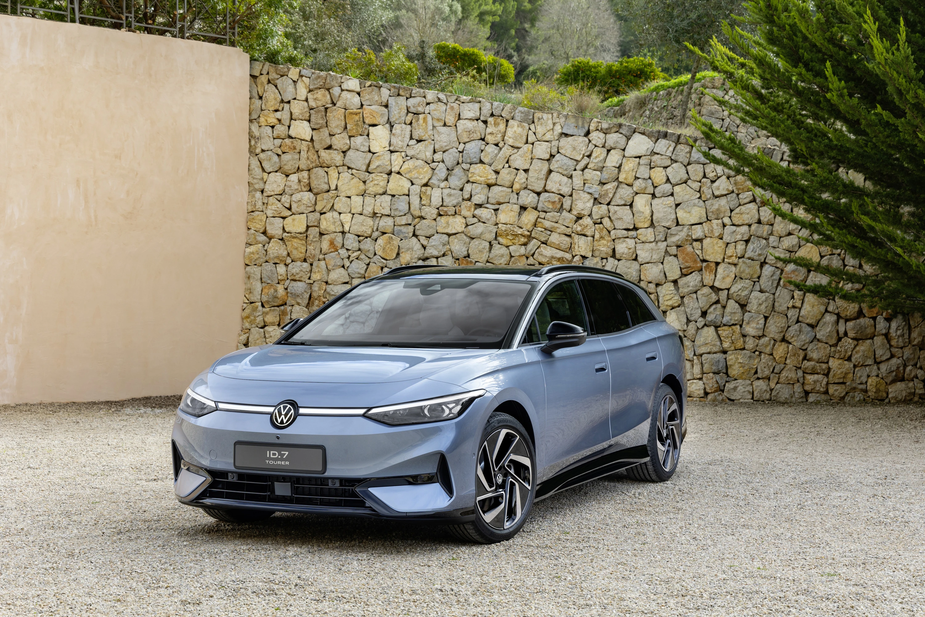 Volkswagen ID.7 Tourer Pro S electric vehicle variant