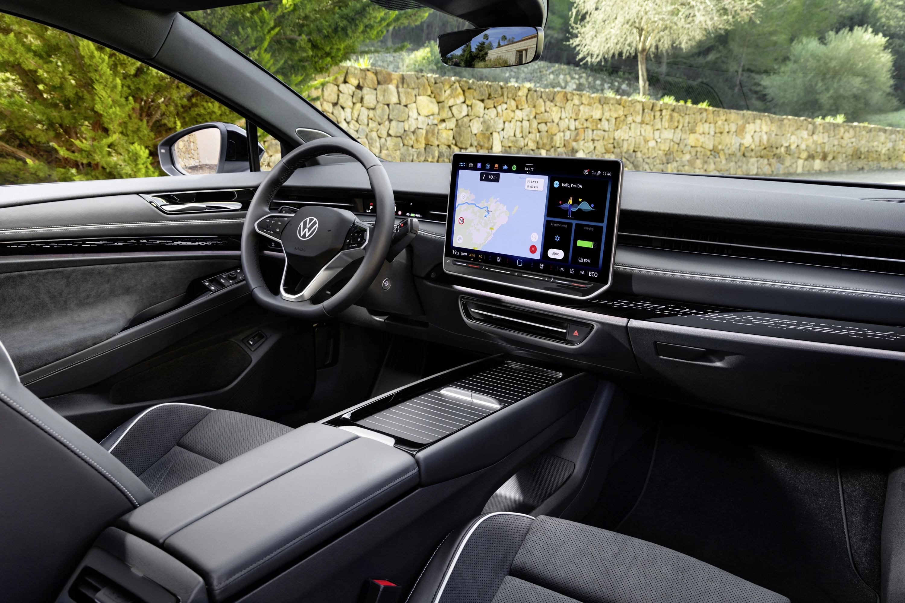 Volkswagen ID.7 Tourer Pro S screens view