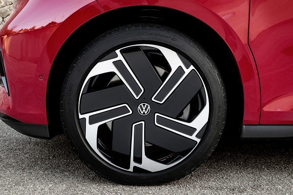 Volkswagen ID. Buzz GTX LWB wheels view
