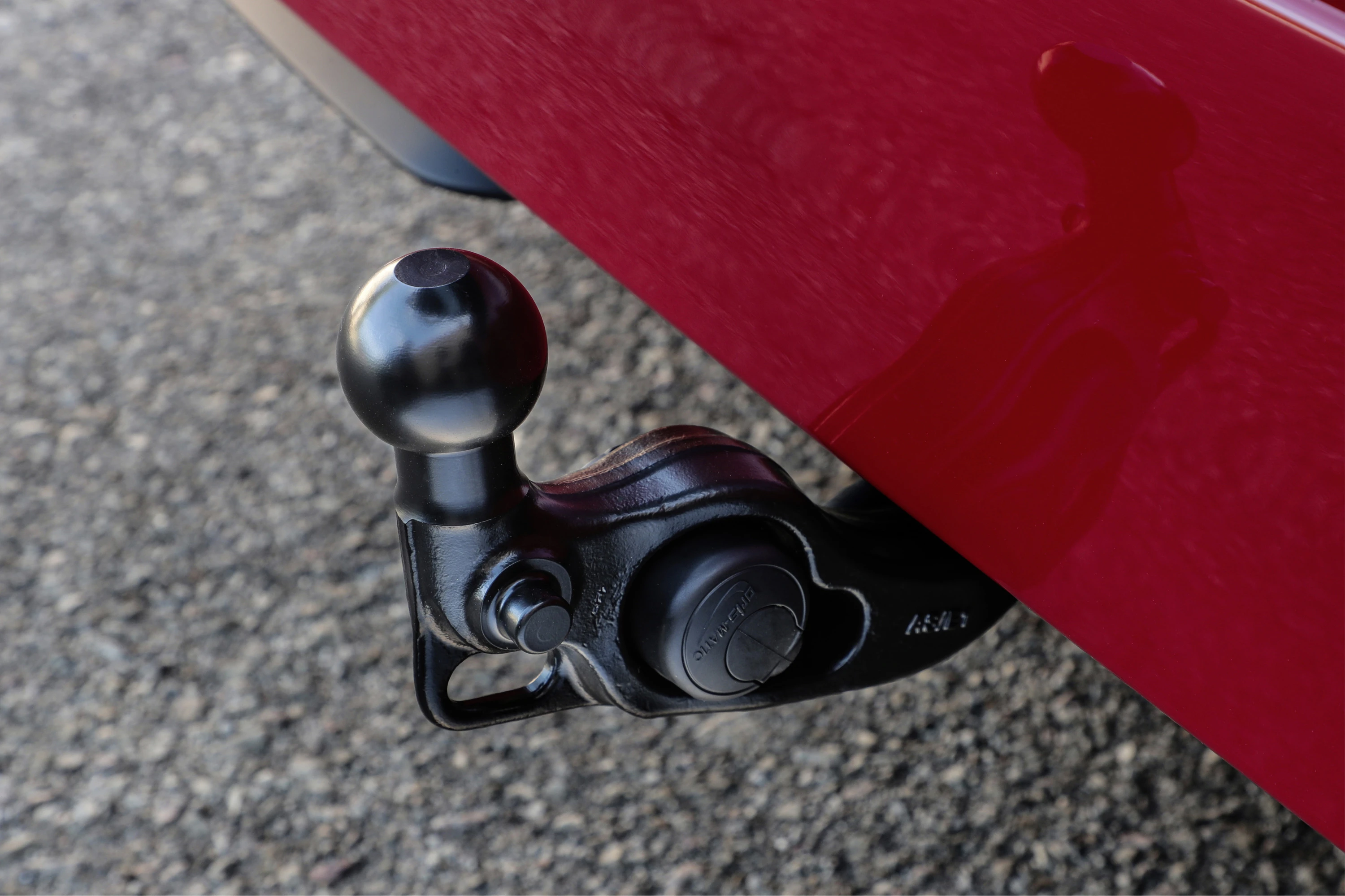 Volkswagen ID. Buzz LWB GTX 86 kWh trailerhitch view