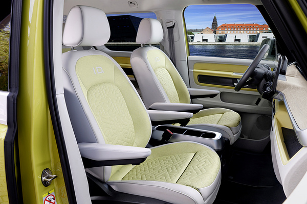 Volkswagen ID. Buzz Pro frontseats view