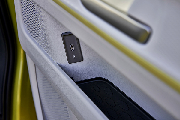 Volkswagen ID. Buzz Pro interior view