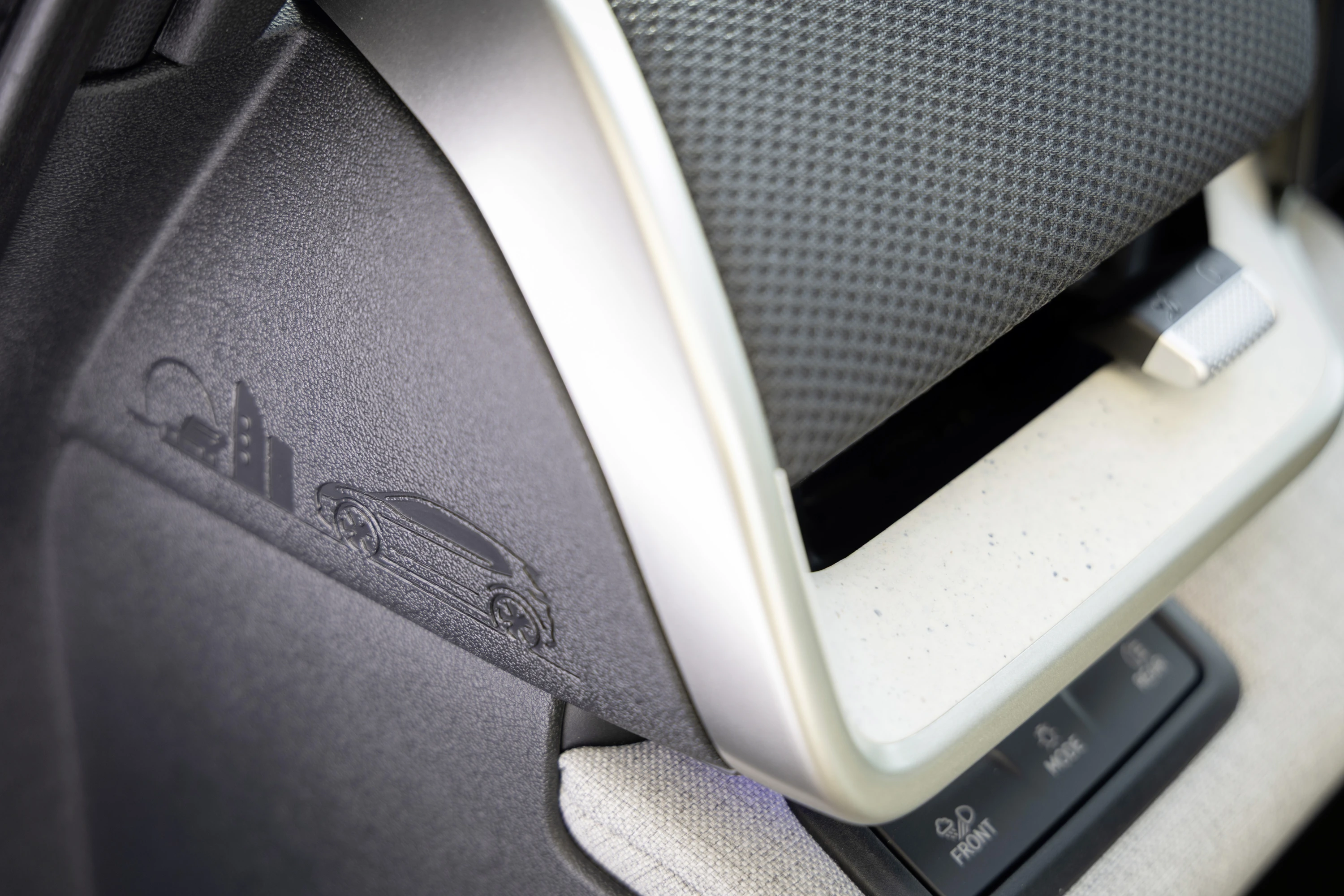 Volkswagen ID. Polo 99 kW details view