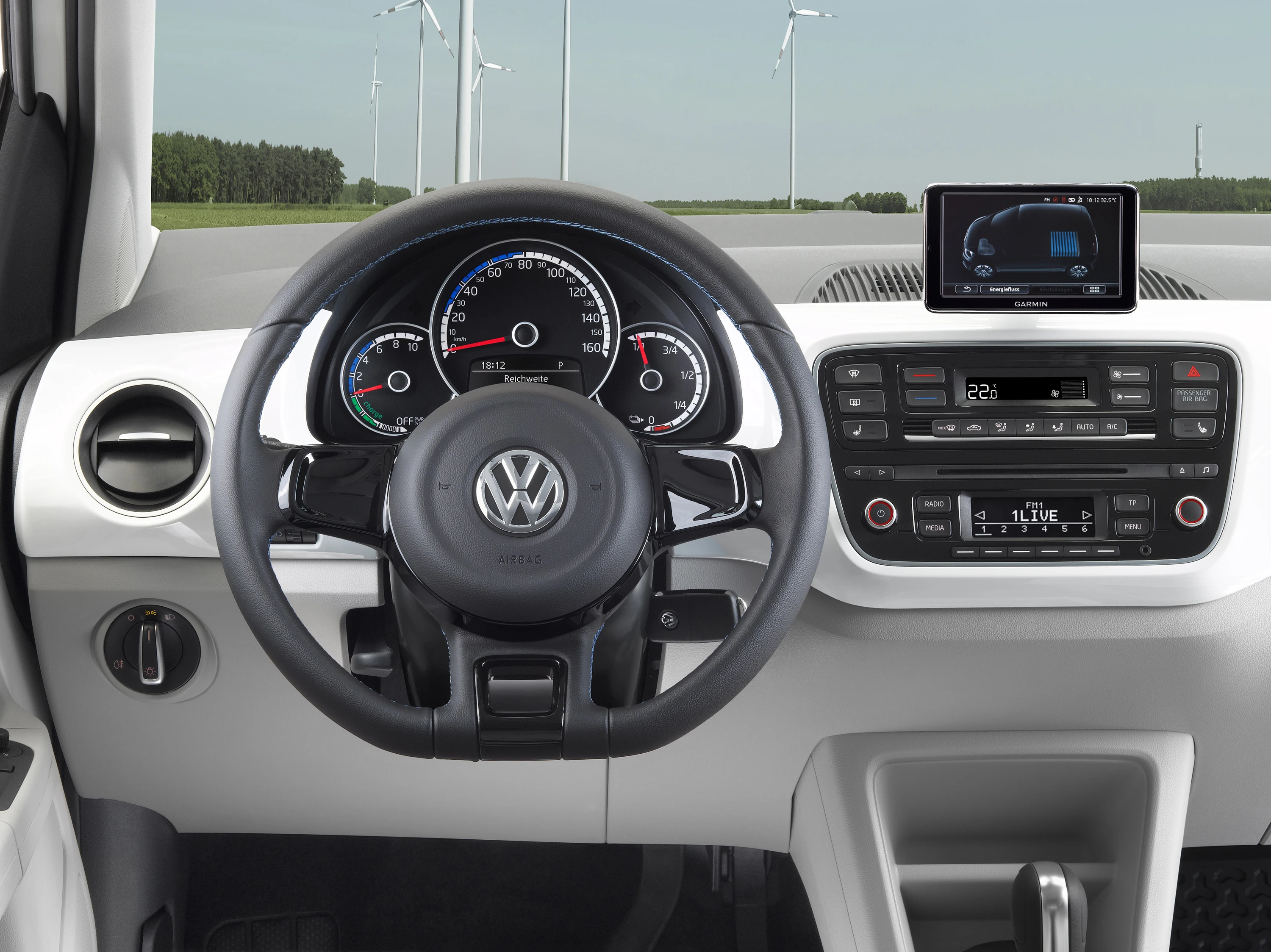 Volkswagen e-up! 18.7 kWh interior view