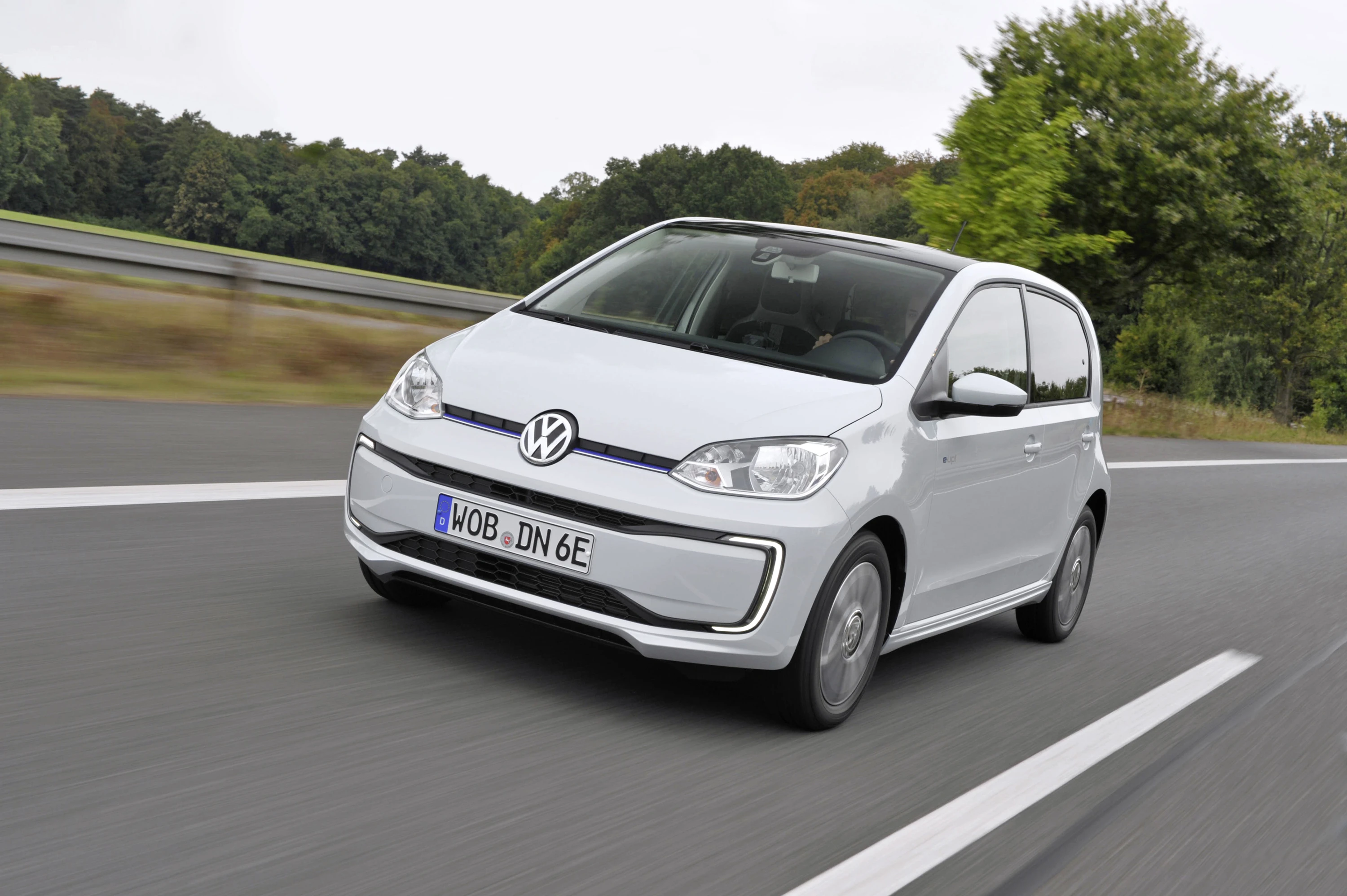 Volkswagen e-up! 18.7 kWh exterior view
