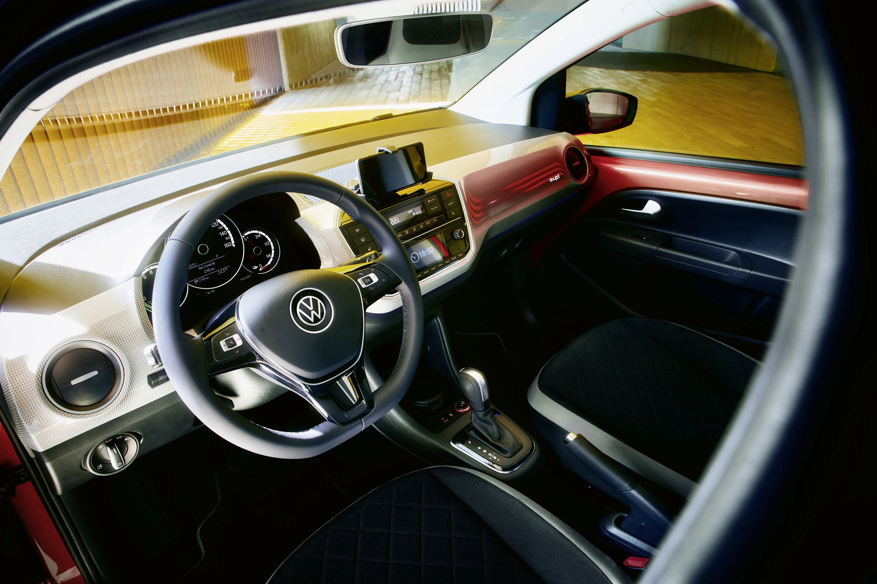 Volkswagen e-up! 32.3 kWh interior view