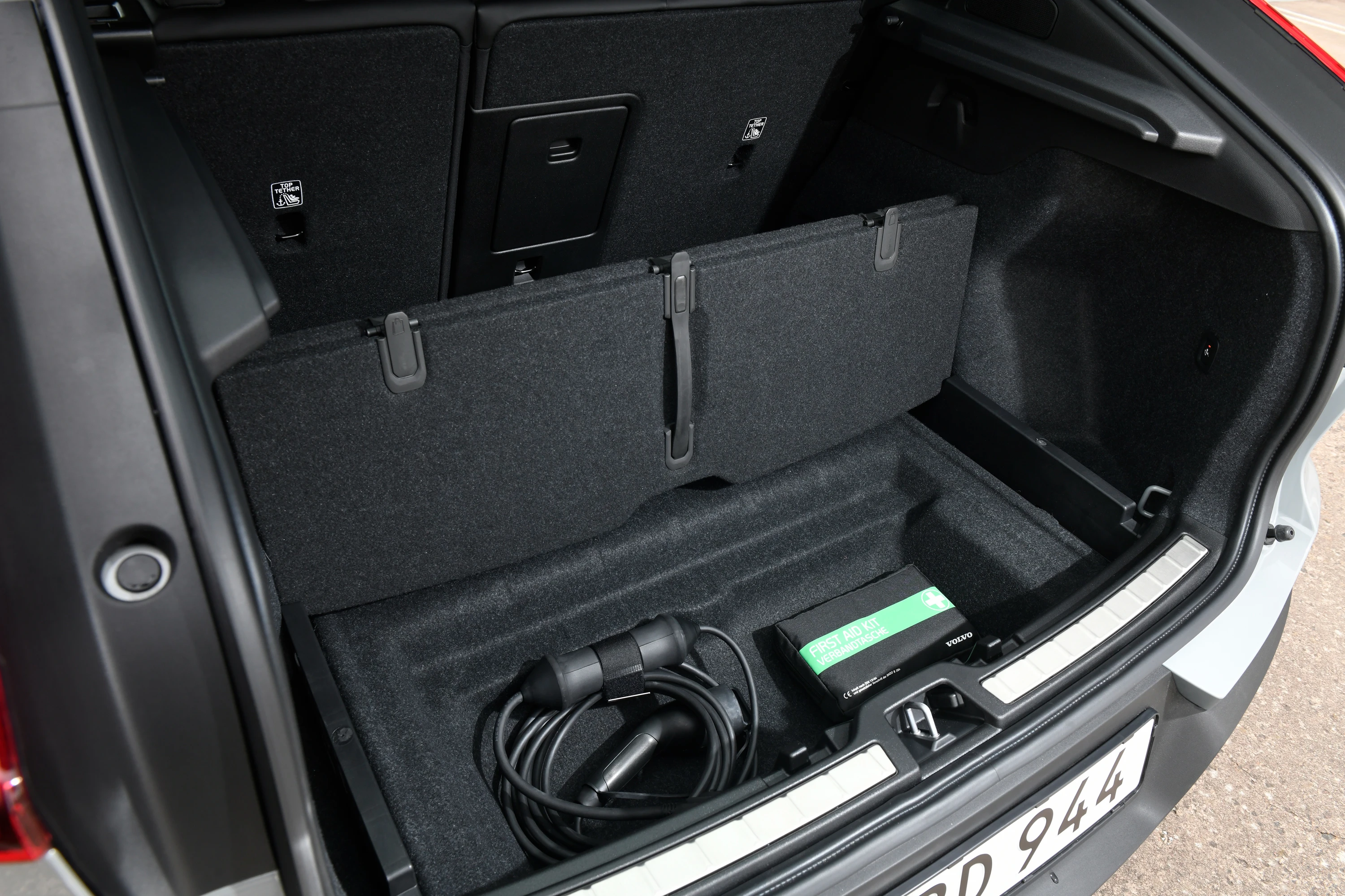 Volvo C40 Recharge Single Motor ER trunk view
