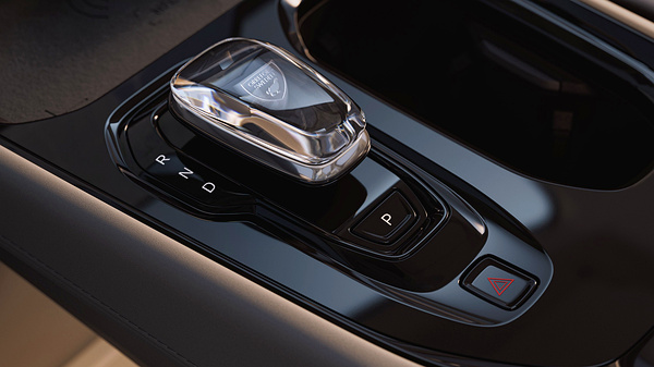 Volvo EM90 interior view