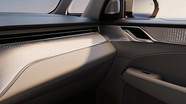 Volvo EM90 interior view