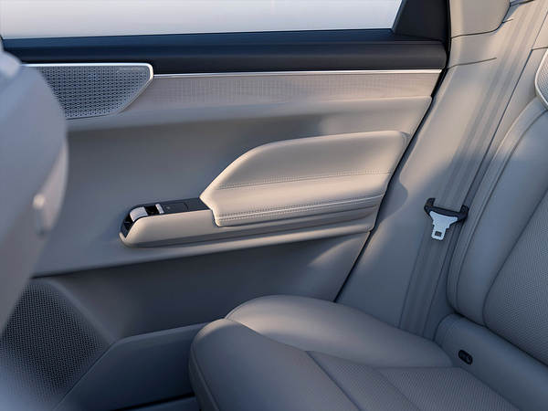 Volvo ES90 Twin Motor Performance details view