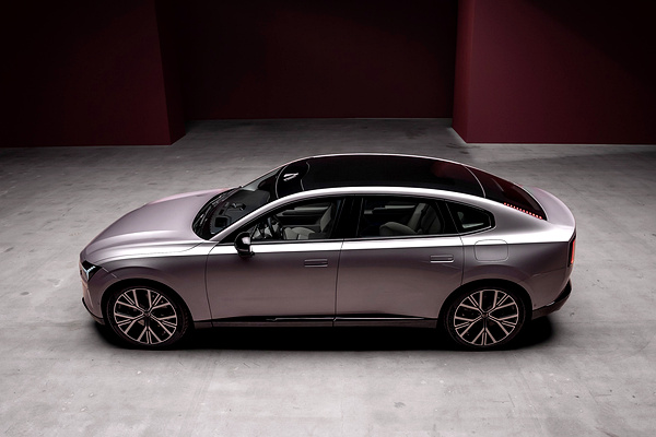 Volvo ES90 Twin Motor Performance exterior view