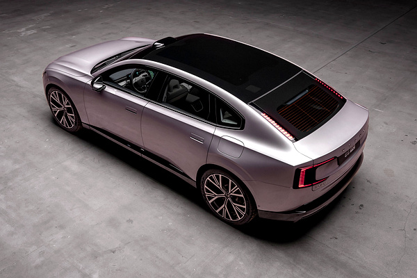 Volvo ES90 Twin Motor Performance exterior view
