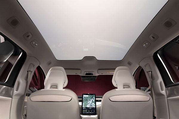 Volvo ES90 Twin Motor Performance roof view