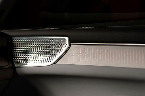 Volvo ES90 Twin Motor Performance speakers view