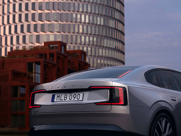 Volvo ES90 Twin Motor Performance taillights view