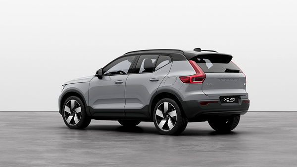 Volvo EX40 Twin Motor exterior view