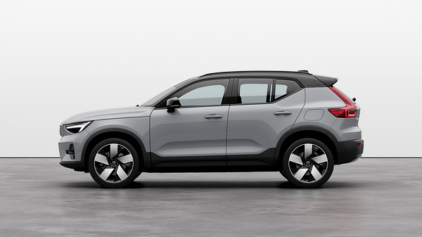 Volvo EX40 Twin Motor exterior view