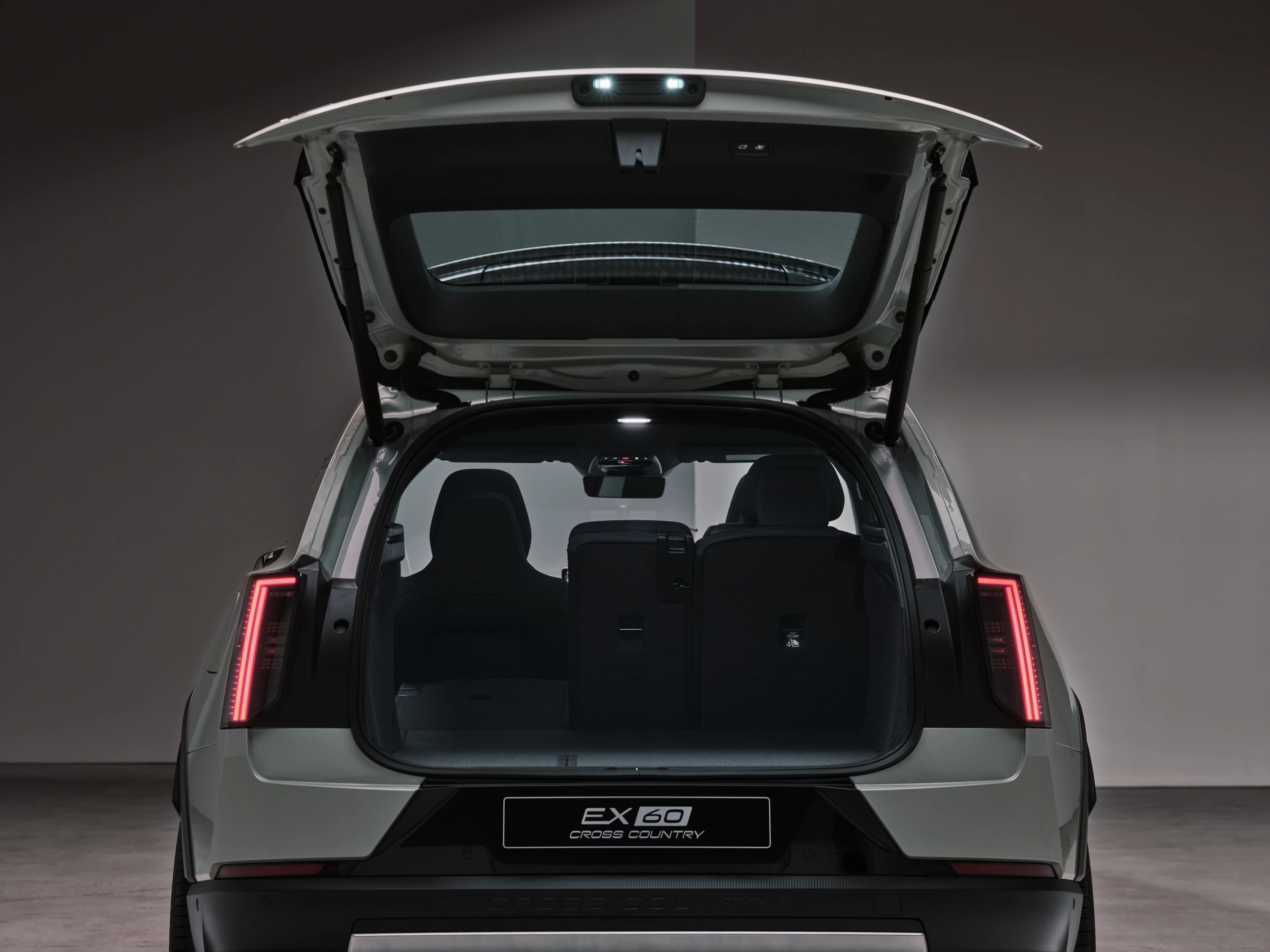 Volvo EX60 P10 AWD Electric trunk view