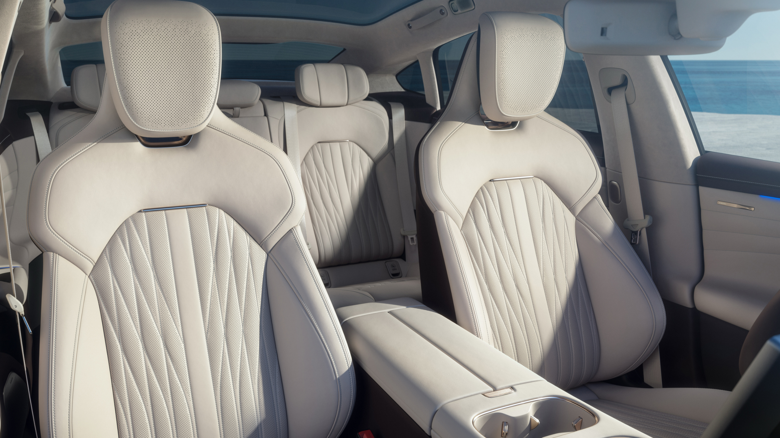 Xiaomi SU7 Max frontseats view