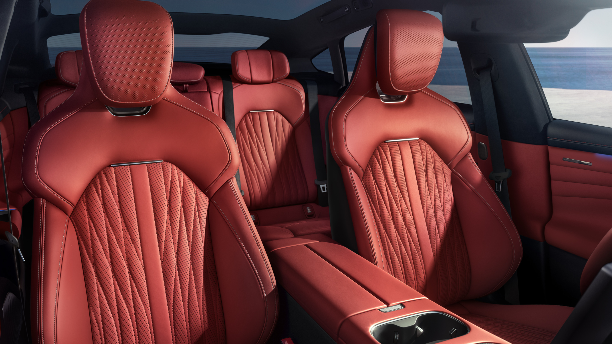 Xiaomi SU7 Pro frontseats view