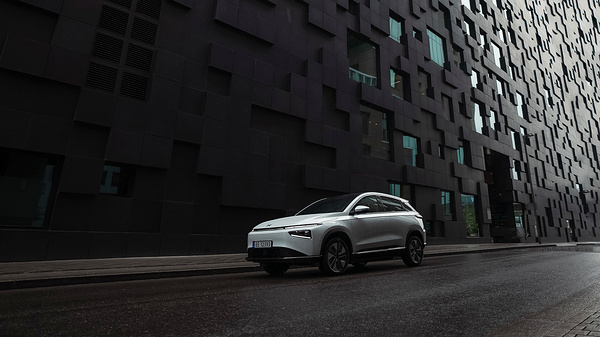 XPENG G3i exterior view