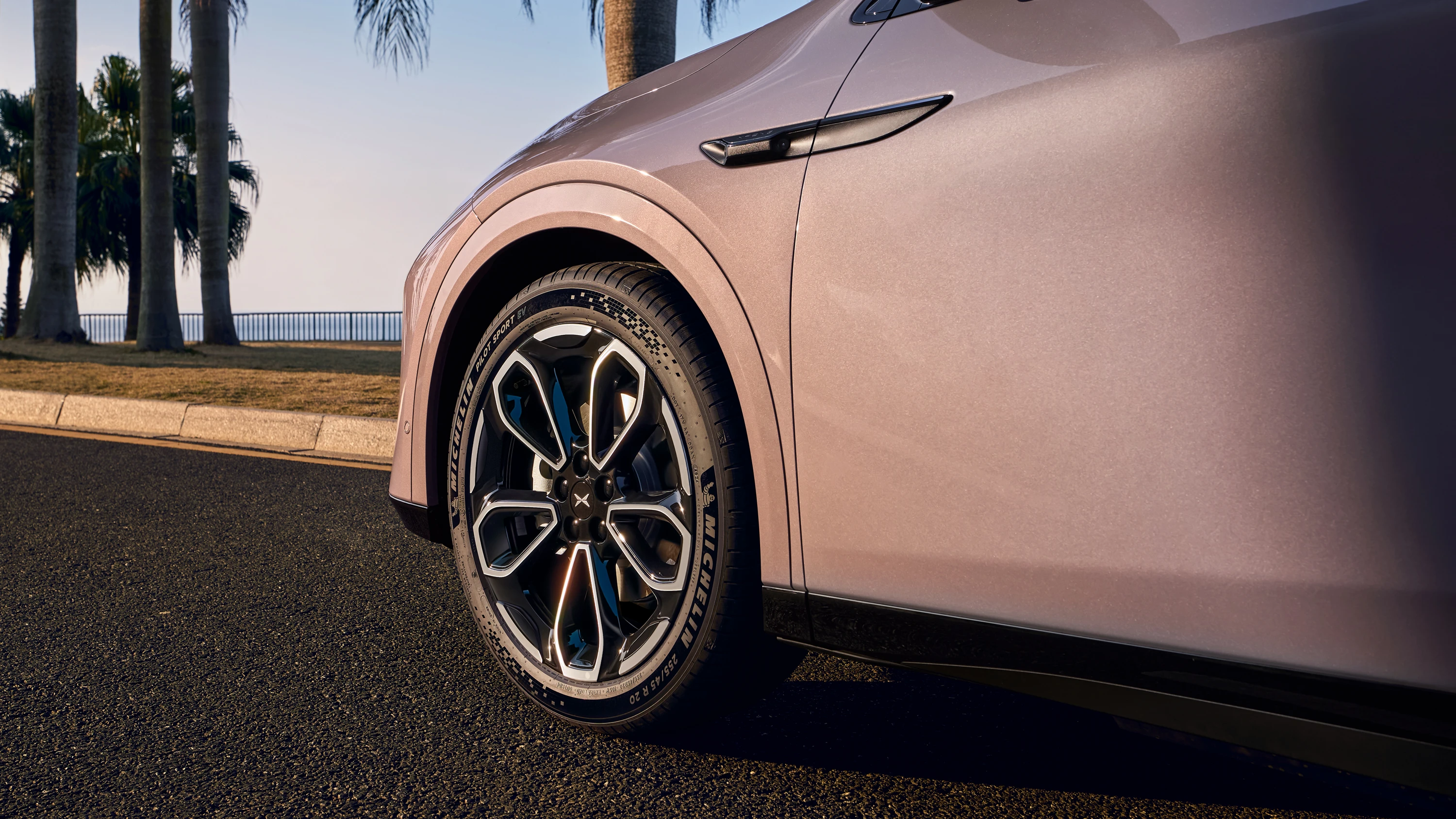 XPENG G6 RWD Long Range wheels view