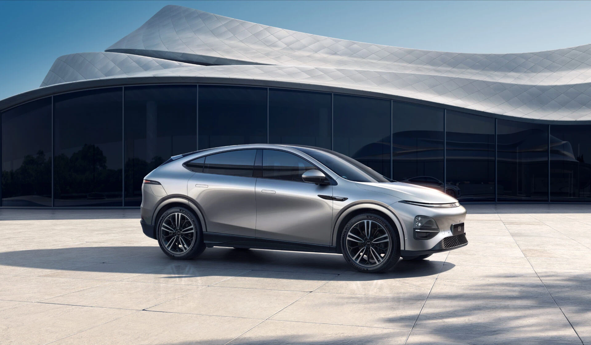 XPENG G6 RWD Long Range exterior view