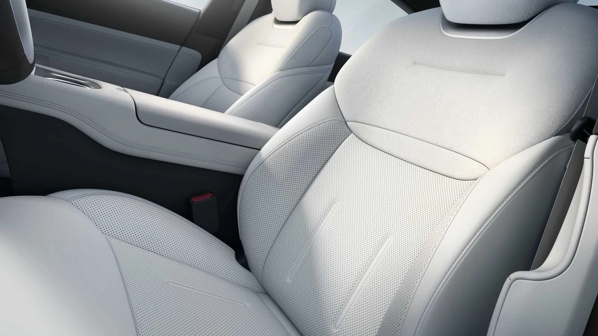 XPENG G6 RWD Long Range frontseats view