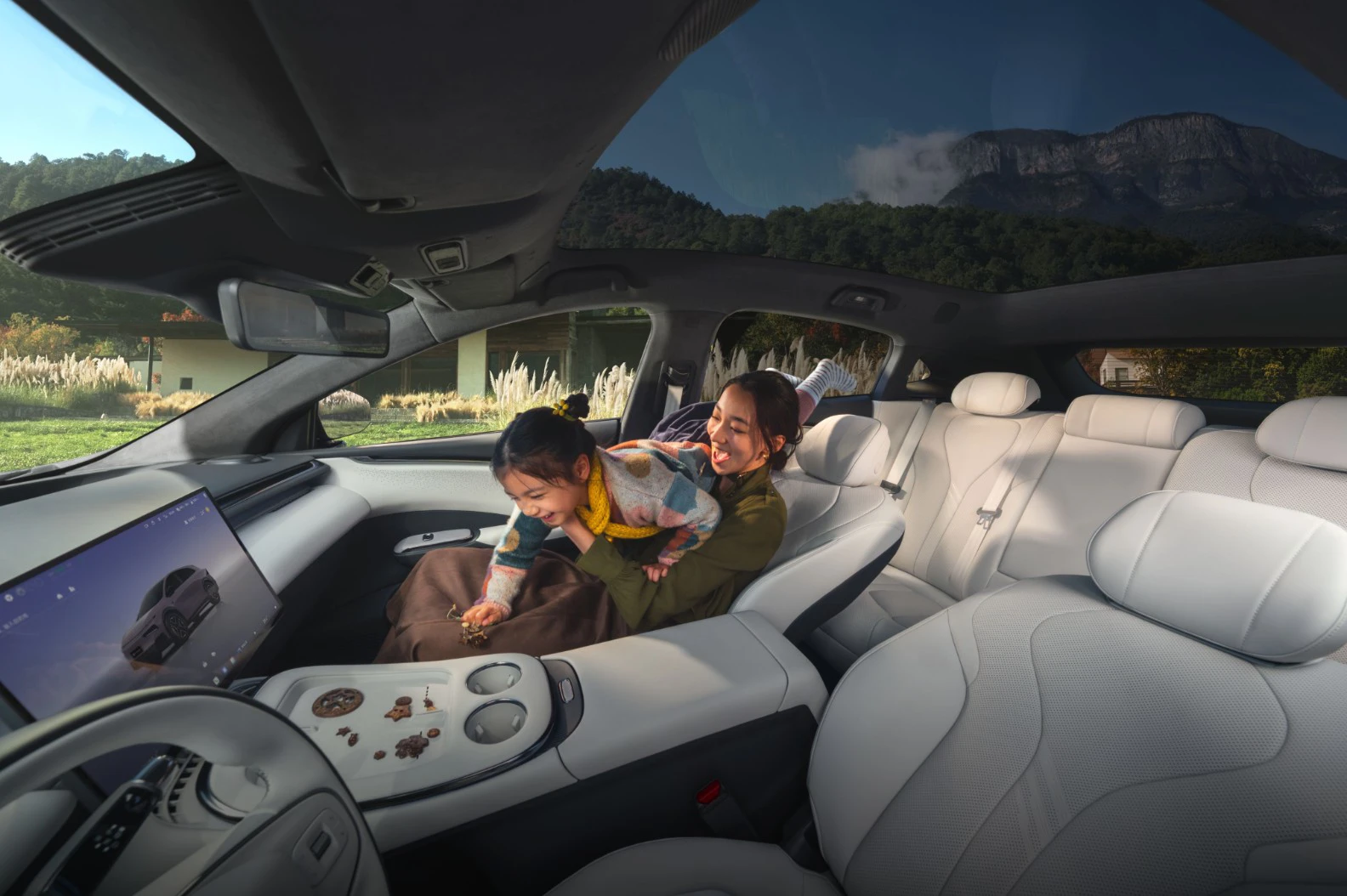 XPENG G7 702 Max frontseats view