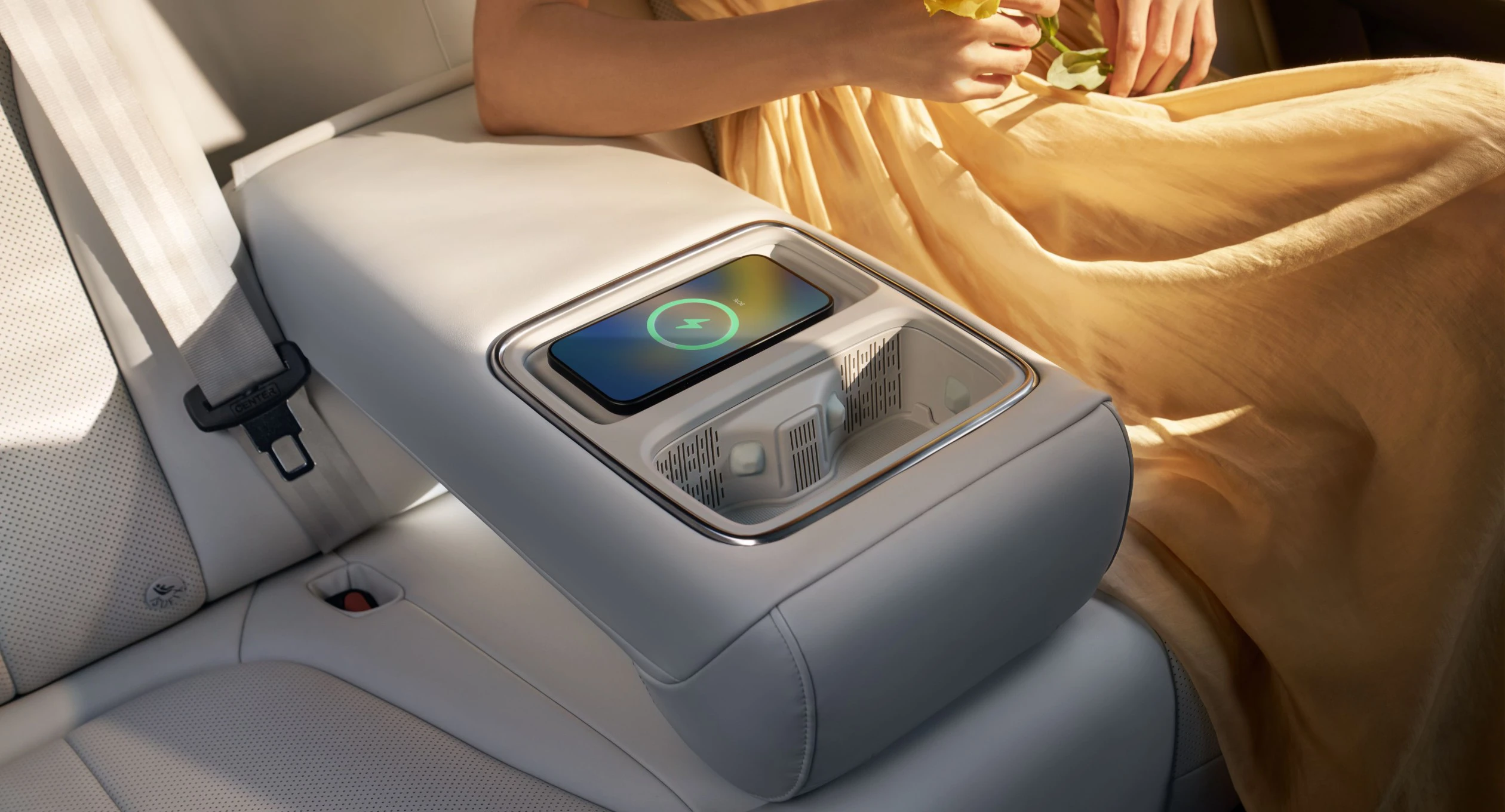 XPENG G7 702 Max interiorstorage view