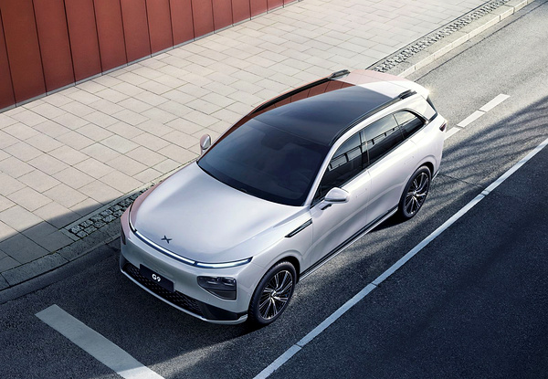 XPENG G9 RWD Long Range exterior view