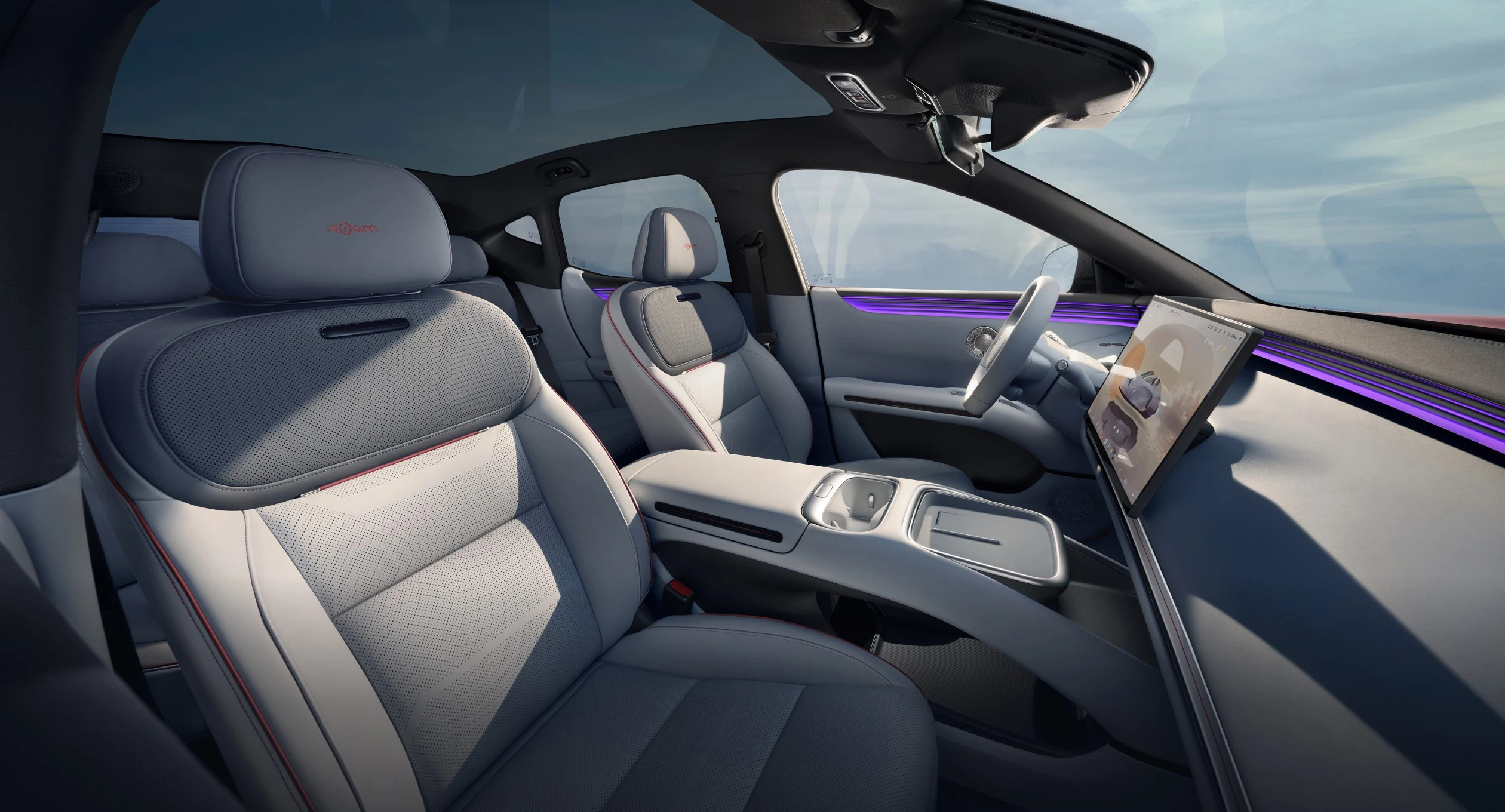 XPENG L03 58.3 kWh RWD frontseats view