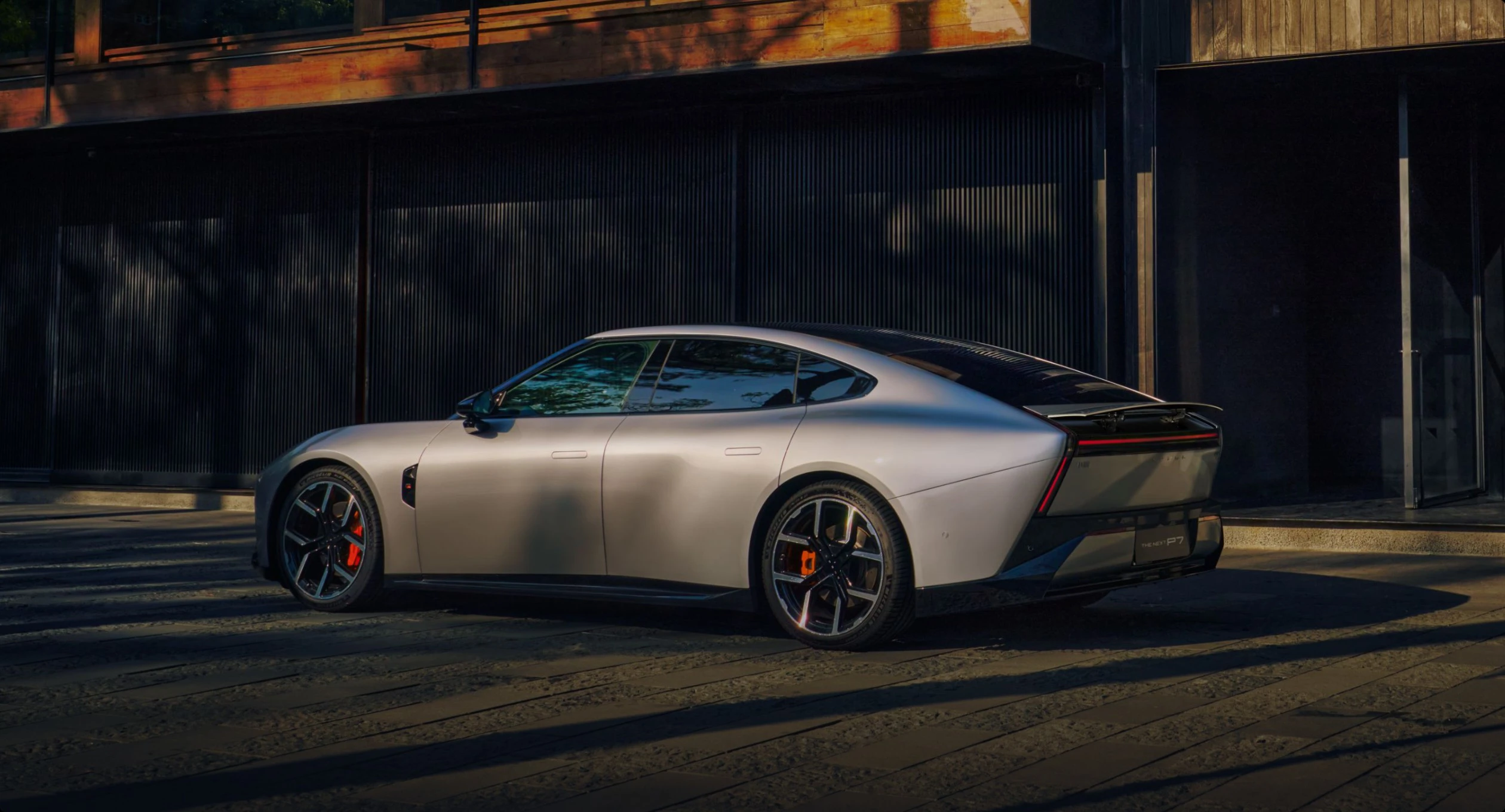 XPENG P7 750 AWD Performance exterior view
