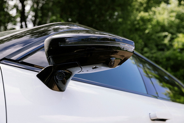 Zeekr 001 Privilege AWD camera view