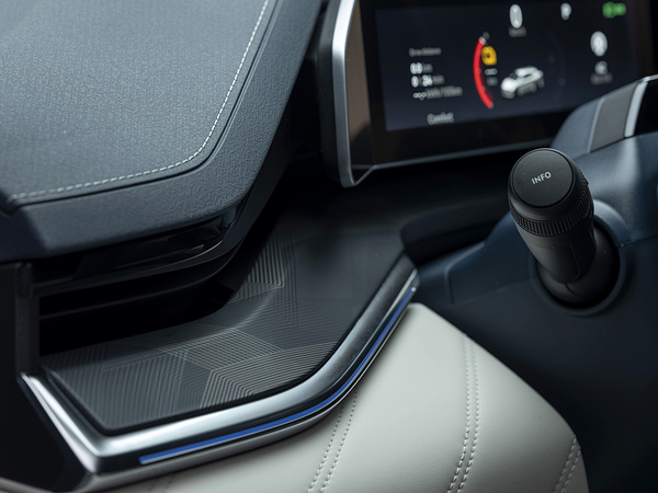 Zeekr 001 Privilege AWD interior view