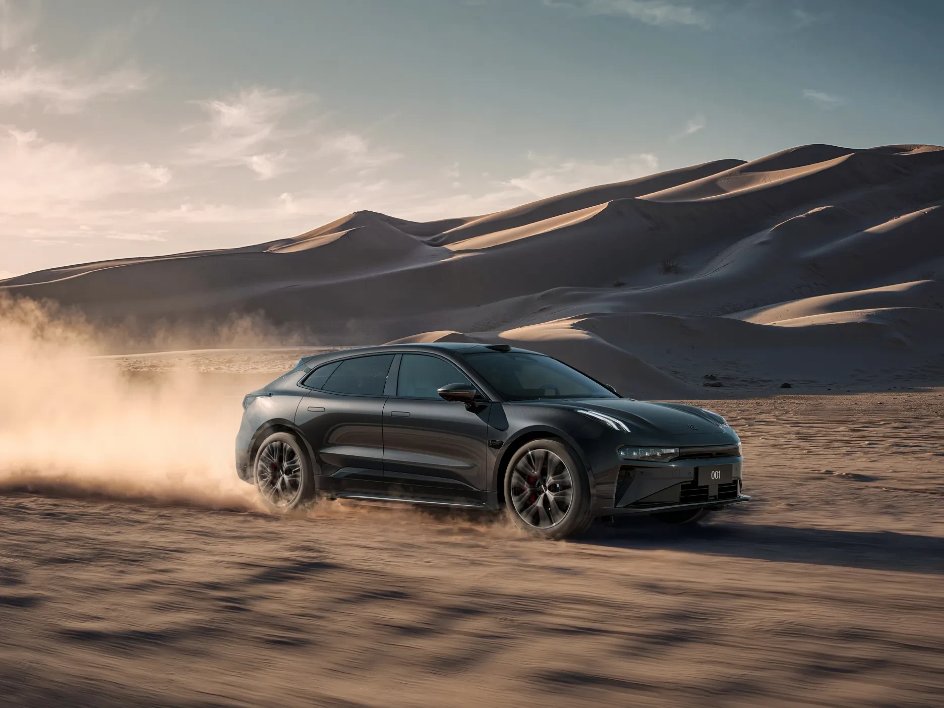 Zeekr 001 Ultra+ 103 kWh AWD exterior view