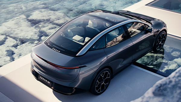 Zeekr 007 AWD Performance exterior view